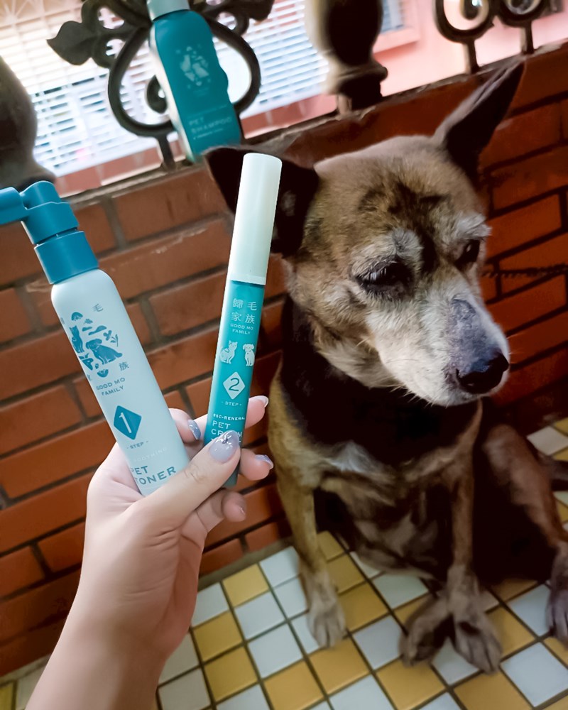 女人知己試用大隊,口碑行銷,部落客行銷,Goodmofamily歸毛家族 寵物肌膚救星組,歸毛家族 寵物肌膚救星,舒敏保濕洗毛乳,護膚噴液,精萃營養霜,博士30年生技專業,給足皮膚營養保護力,無抗生素 無類固醇,神經醯胺,19種綜合胺基酸,榮獲SNQ國家認證,上萬毛爸媽見證,3週幫助皮膚健康,NO.1寵物肌膚口碑霸主,寵物第一護膚領導品牌